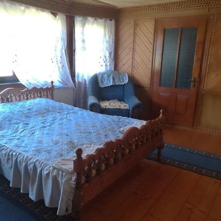 Villa Gutsulska Oselya Krivopol'ye Exterior foto