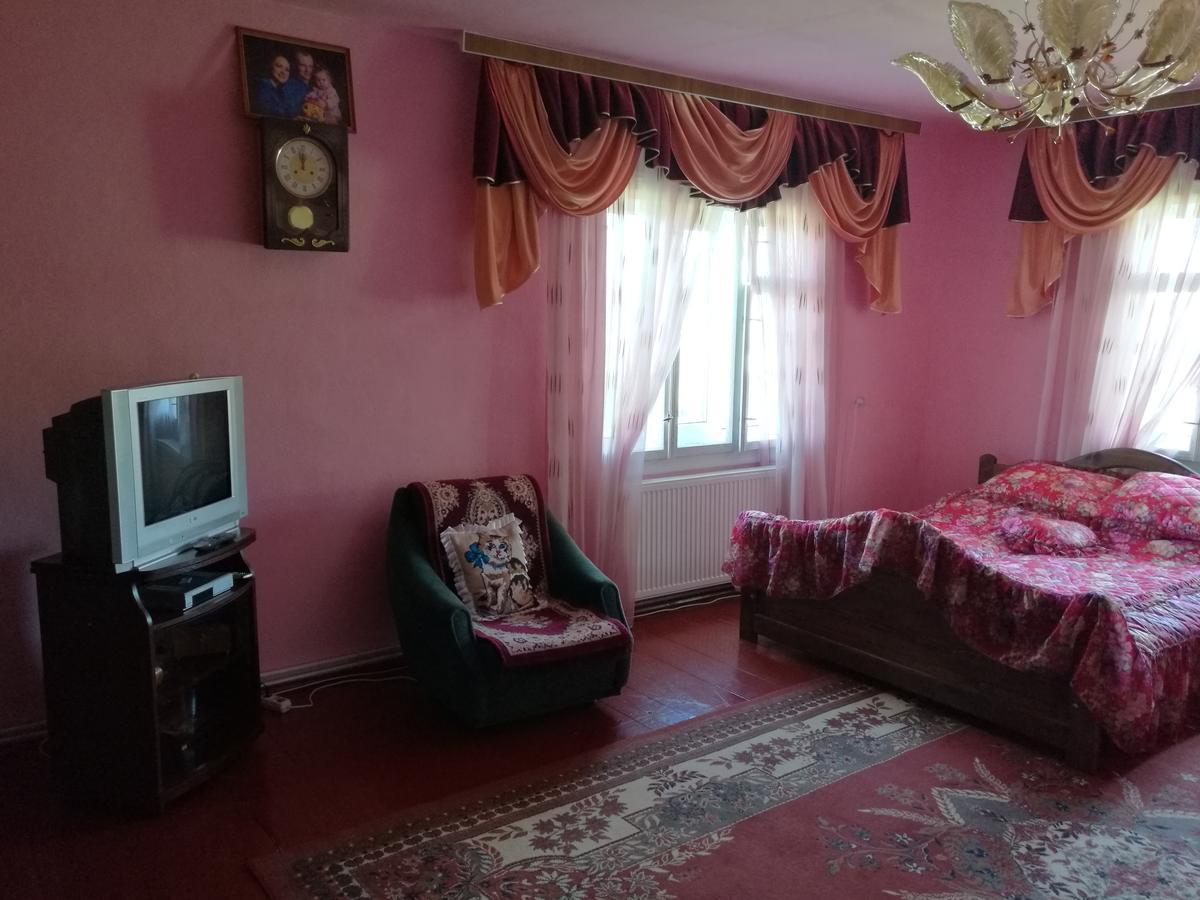 Villa Gutsulska Oselya Krivopol'ye Exterior foto